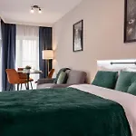 Metropolis Apartments