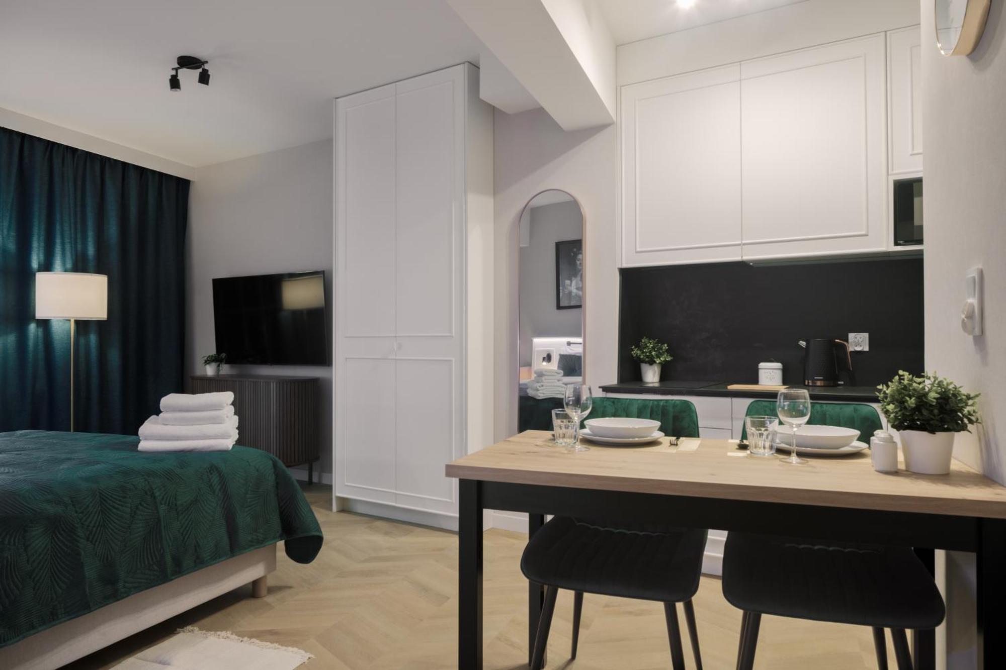 Metropolis Apartment
